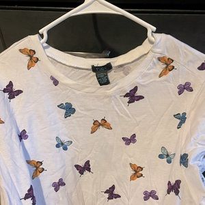 Rue 21 butterfly tee